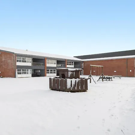 아파트 Bad, Lejl 110